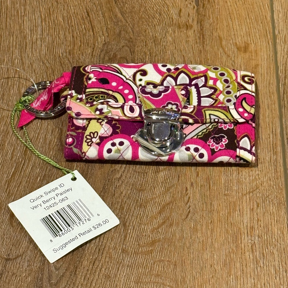 Vera Bradley Quick Swipe ID in Very Berry Paisley NEW WITH TAGS.